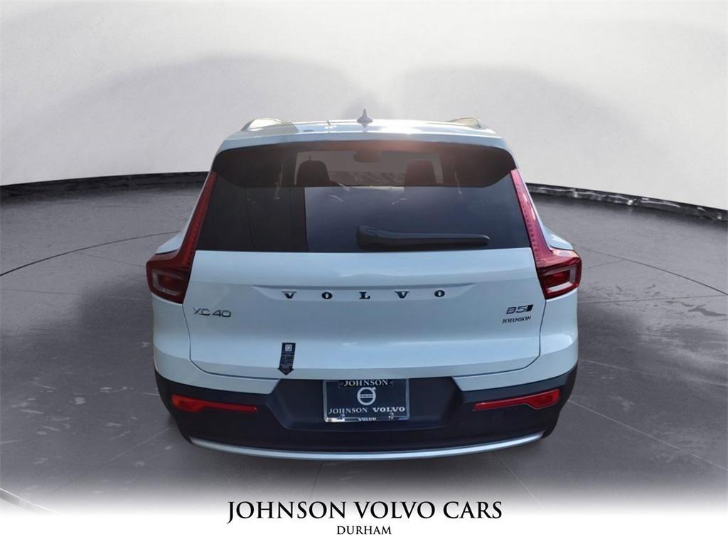 new 2025 Volvo XC40 car, priced at $48,315
