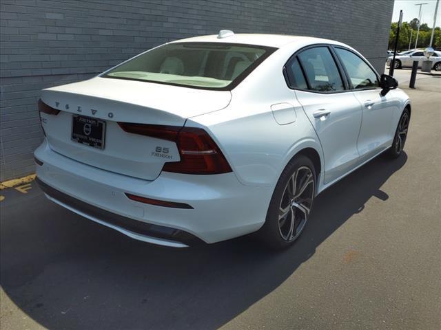 new 2024 Volvo S60 car, priced at $45,325