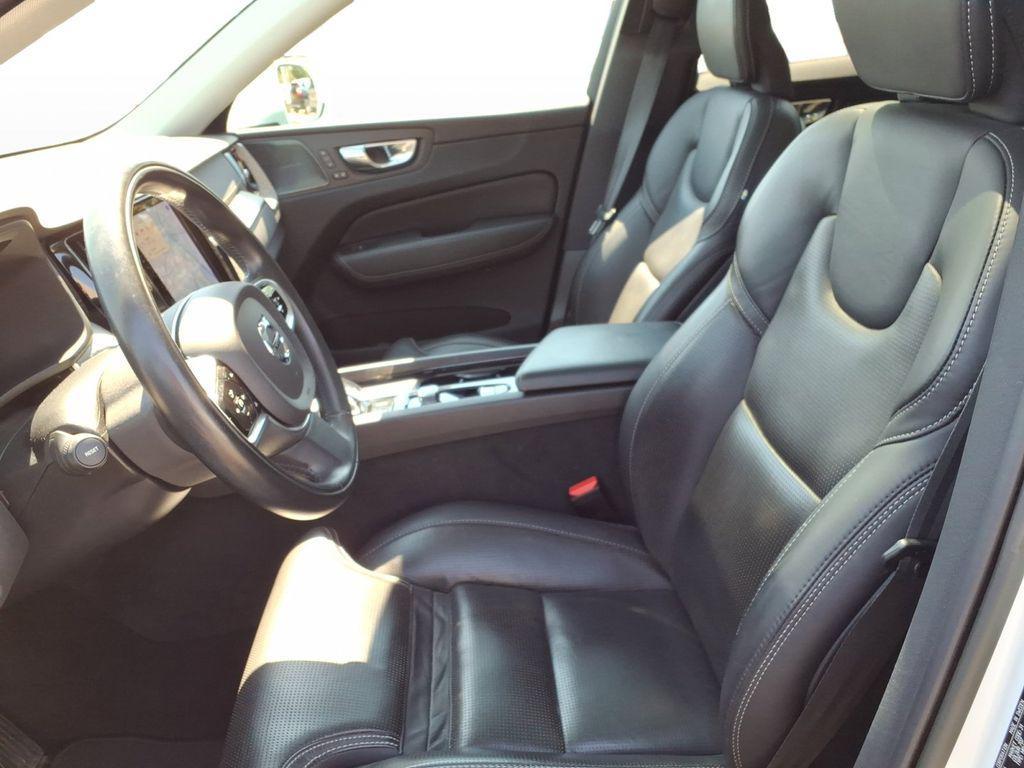 used 2022 Volvo XC60 car, priced at $38,911
