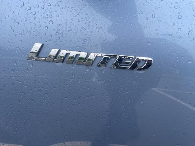 used 2008 Toyota Highlander car, priced at $11,351