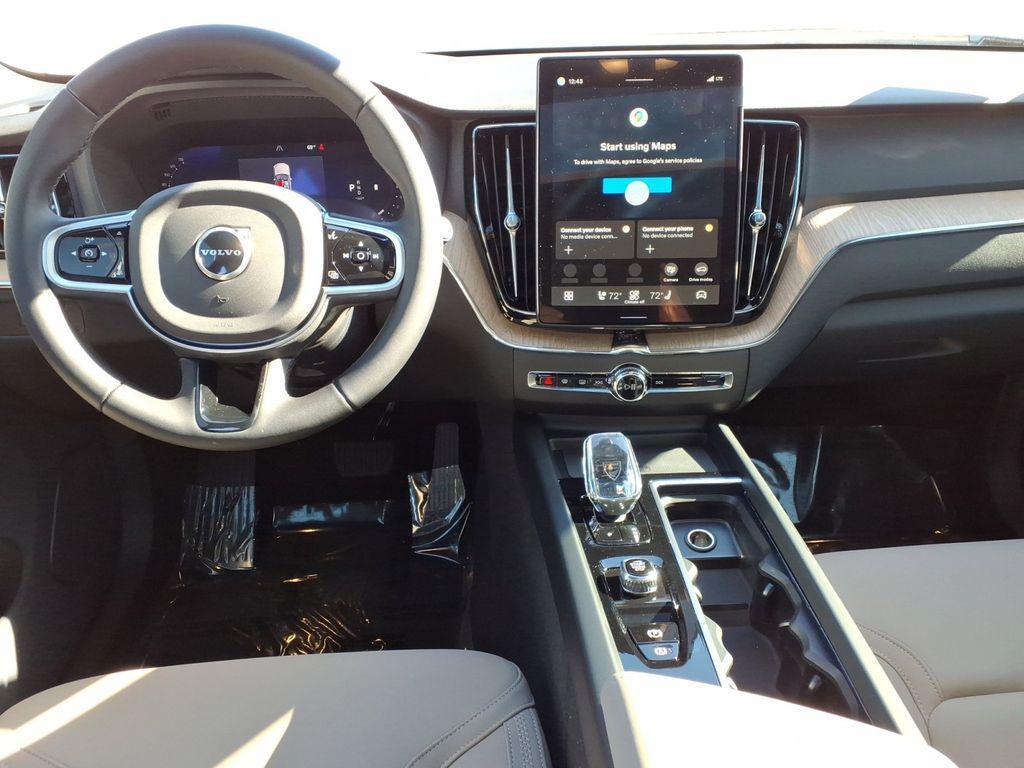 new 2026 Volvo XC60 car, priced at $54,985