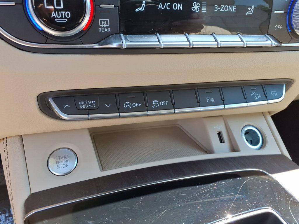 used 2024 Audi Q5 car, priced at $34,552