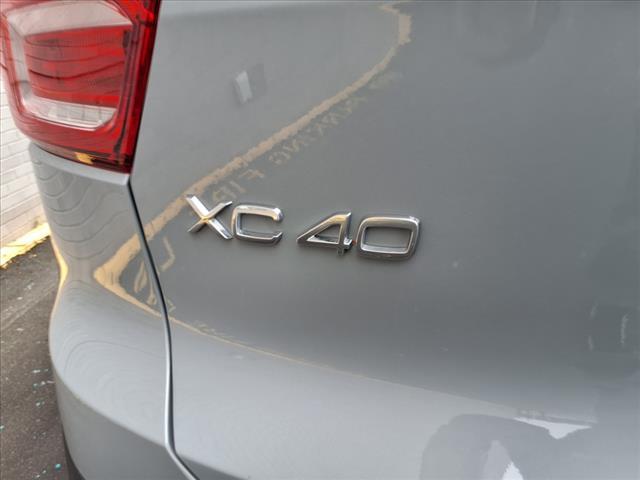 new 2025 Volvo XC40 car, priced at $47,315