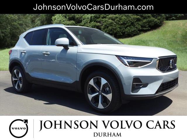 new 2025 Volvo XC40 car, priced at $46,815