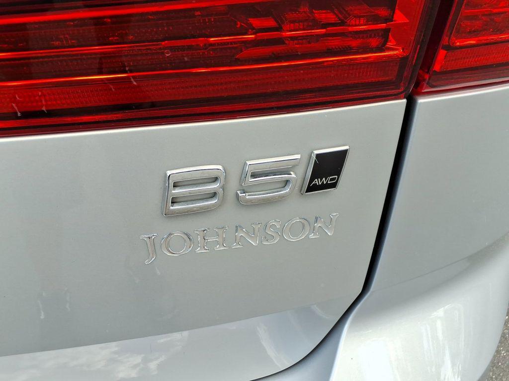 used 2025 Volvo XC60 car, priced at $41,981