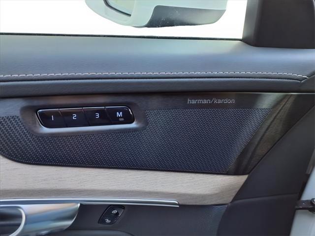 new 2025 Volvo XC90 car, priced at $65,555