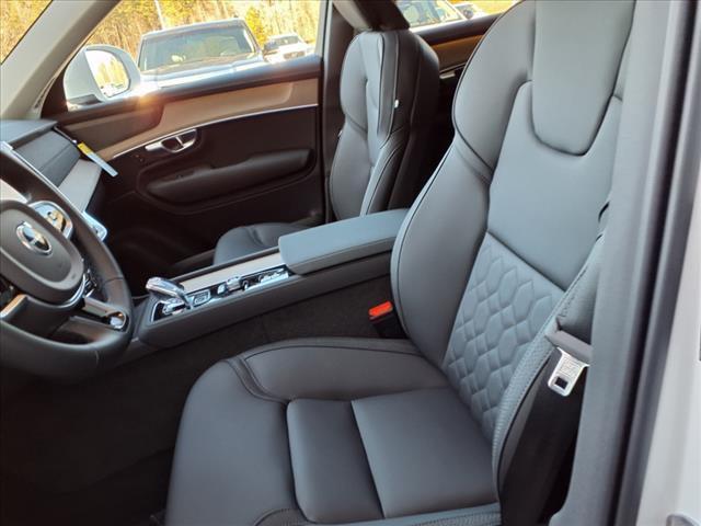new 2025 Volvo XC90 car, priced at $64,055