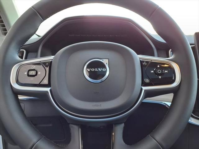 new 2025 Volvo XC90 car, priced at $64,555