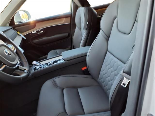 new 2025 Volvo XC90 car, priced at $65,555