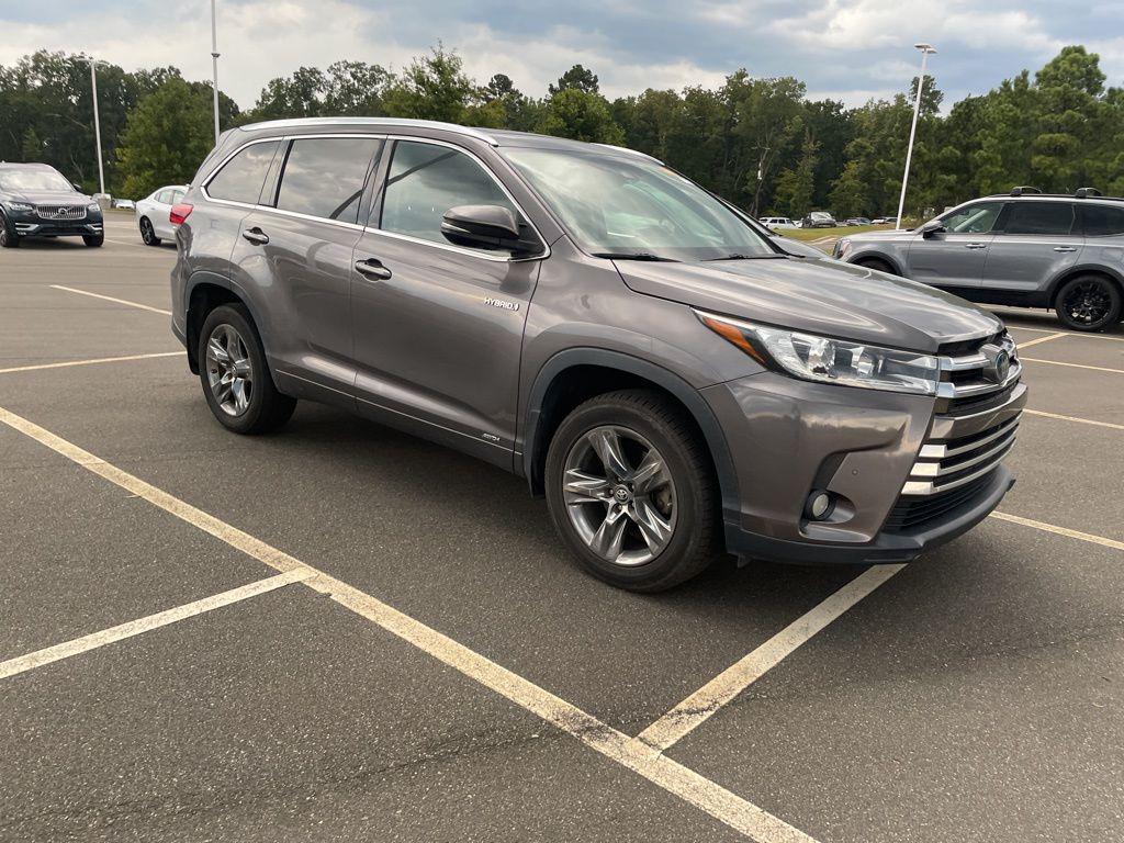 used 2017 Toyota Highlander Hybrid car, priced at $23,461