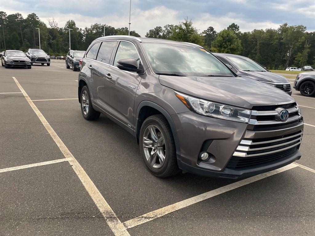 used 2017 Toyota Highlander Hybrid car, priced at $23,461