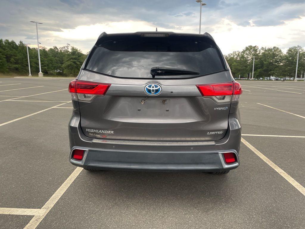 used 2017 Toyota Highlander Hybrid car, priced at $23,461