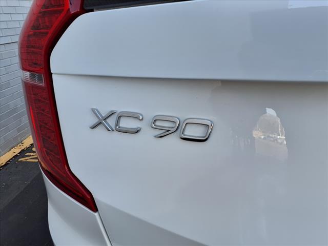 new 2024 Volvo XC90 car, priced at $49,984