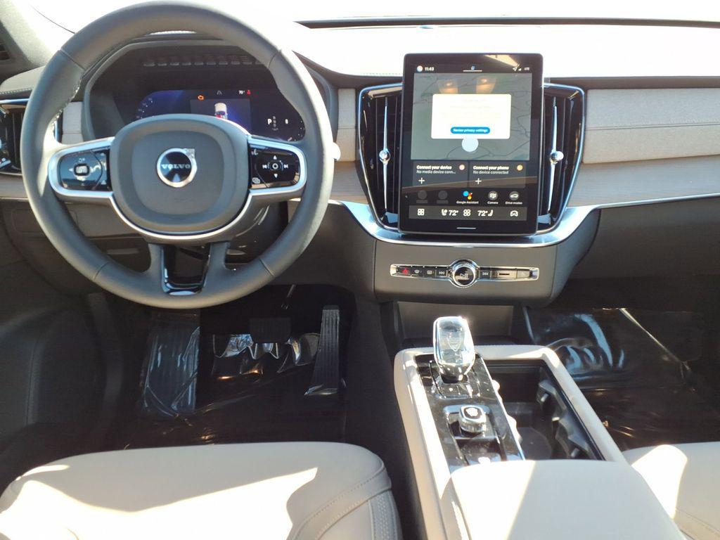 new 2026 Volvo XC90 car, priced at $68,325