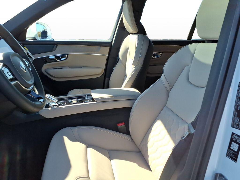 new 2026 Volvo XC90 car, priced at $68,325