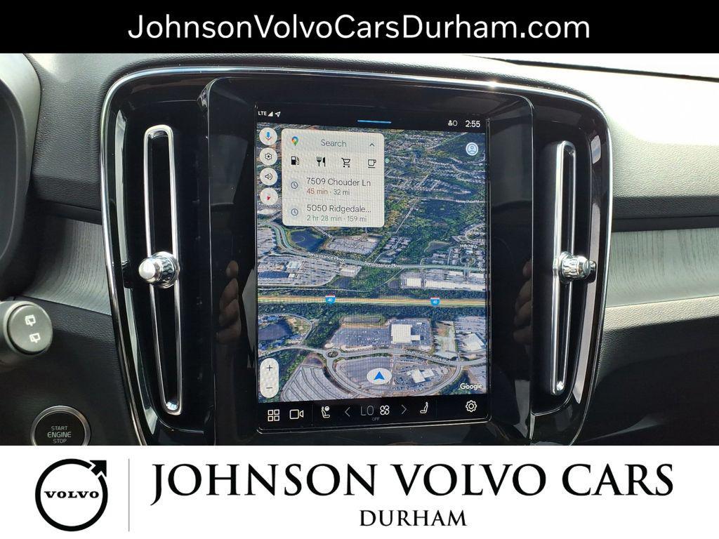 new 2025 Volvo XC40 car, priced at $49,790