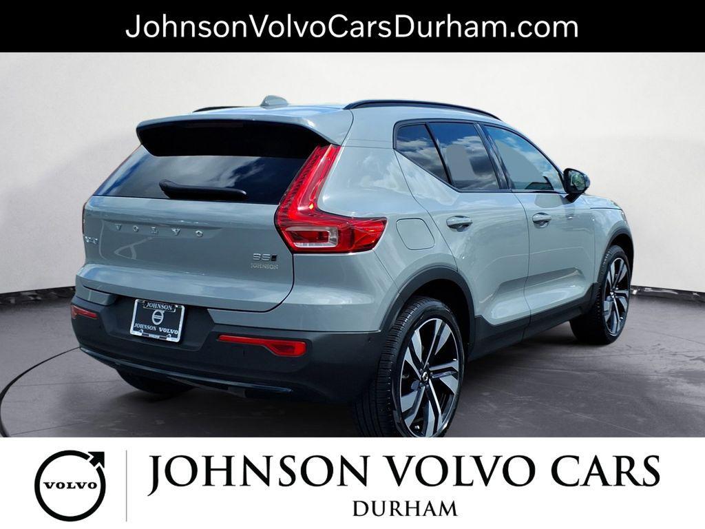 new 2025 Volvo XC40 car, priced at $49,790