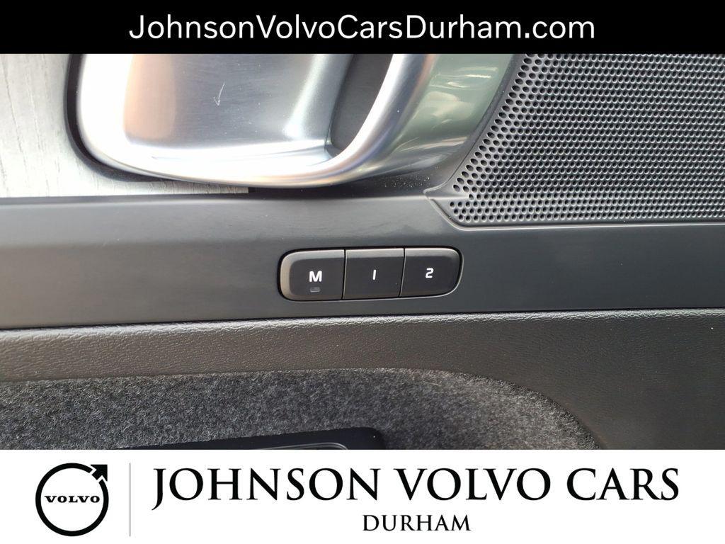 new 2025 Volvo XC40 car, priced at $49,790