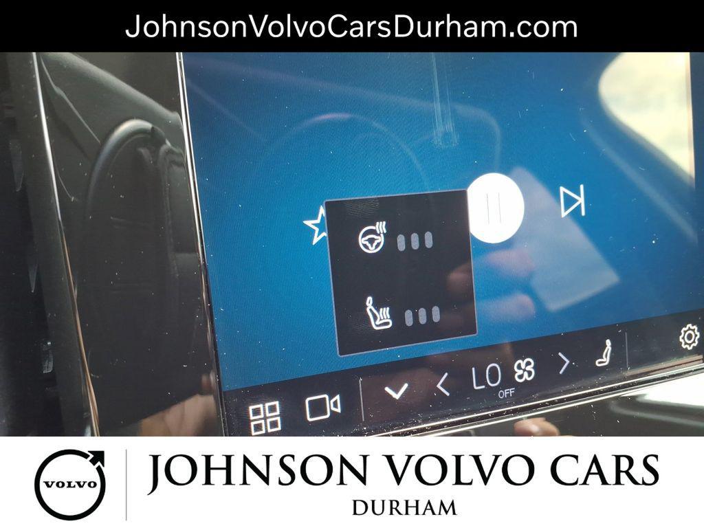 new 2025 Volvo XC40 car, priced at $49,790