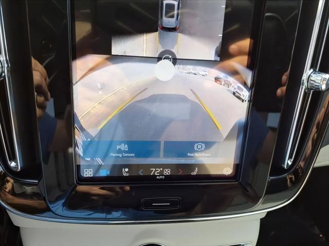 new 2025 Volvo XC40 car, priced at $49,565