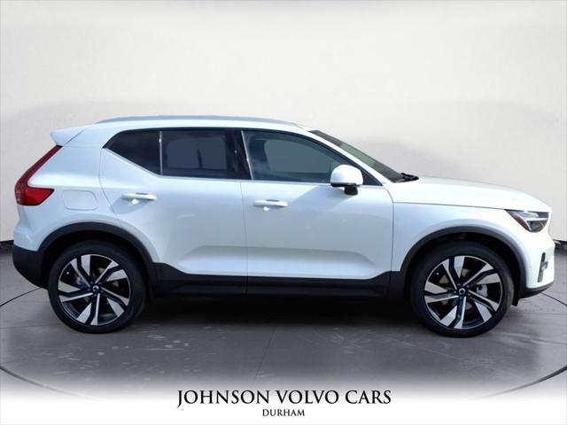 new 2025 Volvo XC40 car, priced at $49,565