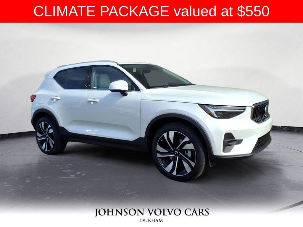 new 2025 Volvo XC40 car, priced at $49,565
