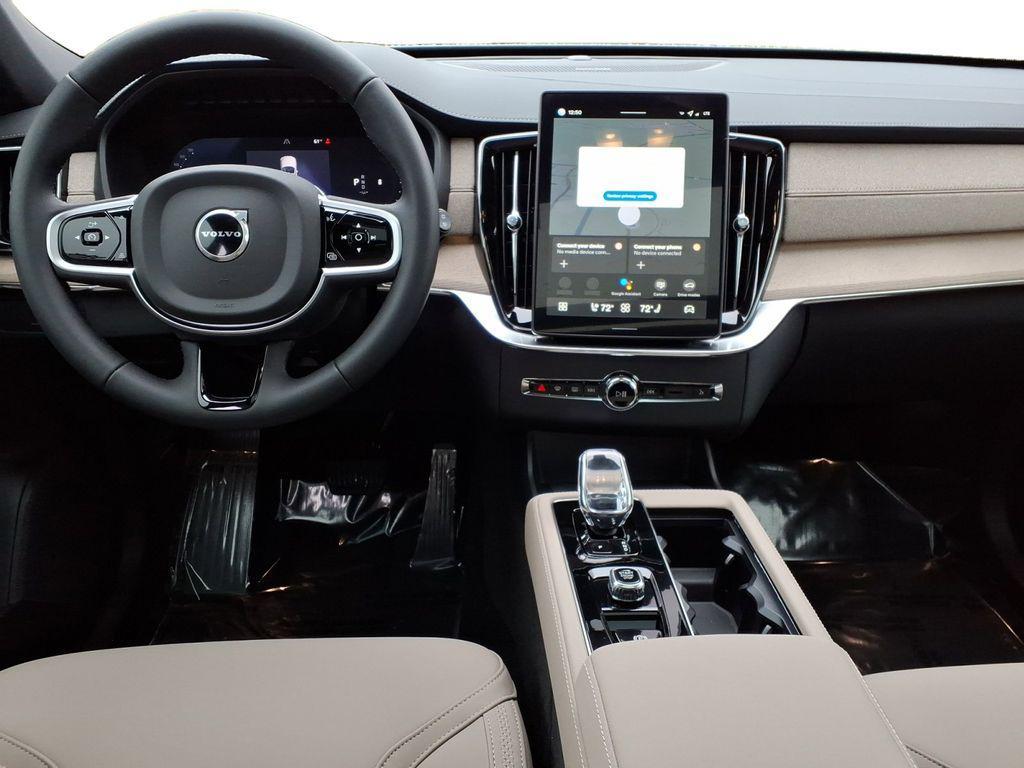 new 2026 Volvo XC90 car, priced at $69,125