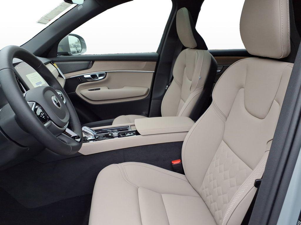 new 2026 Volvo XC90 car, priced at $69,125
