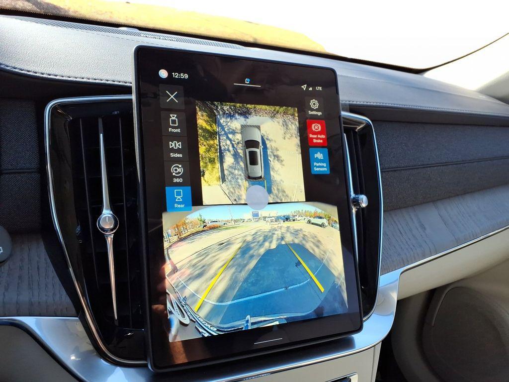 new 2026 Volvo XC90 car, priced at $74,375