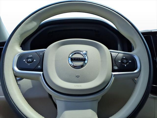 used 2022 Volvo XC60 car, priced at $33,431