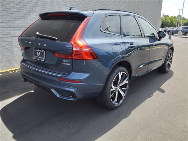 new 2025 Volvo XC60 car, priced at $61,425