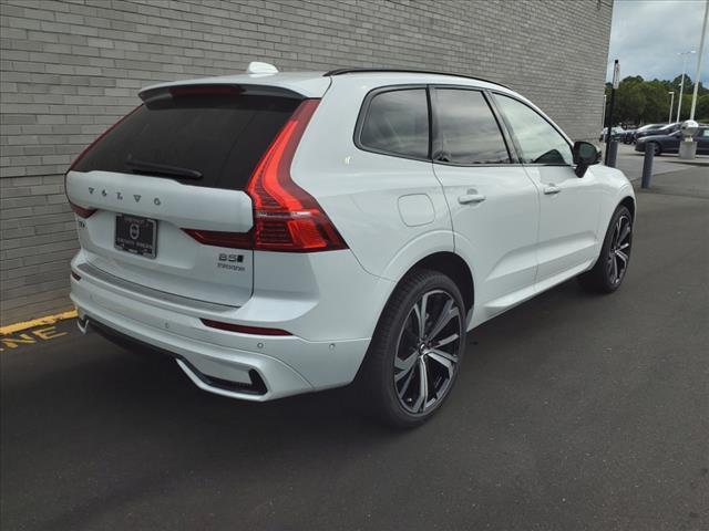 new 2025 Volvo XC60 car, priced at $59,235