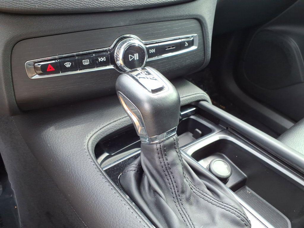 used 2020 Volvo XC90 car, priced at $30,151