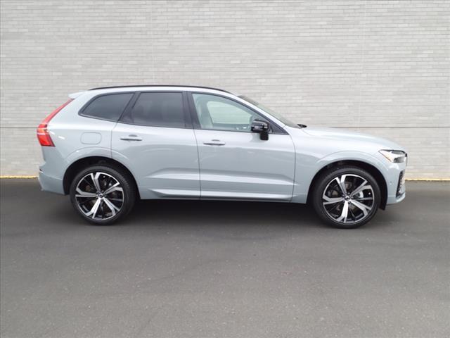 new 2025 Volvo XC60 car, priced at $59,235