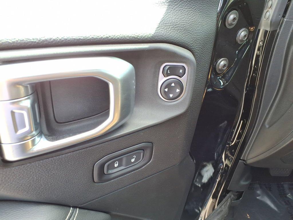 used 2020 Jeep Wrangler Unlimited car, priced at $31,751