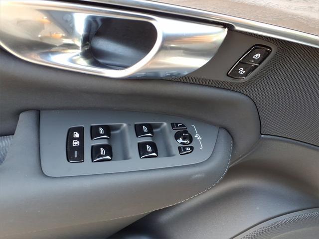 new 2025 Volvo XC90 Plug-In Hybrid car, priced at $78,305