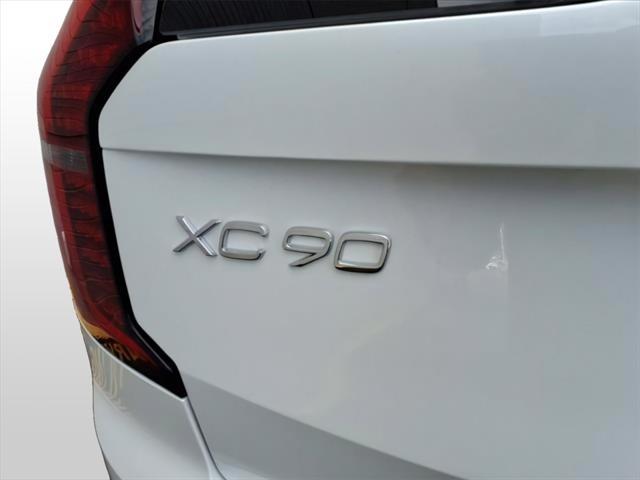new 2025 Volvo XC90 Plug-In Hybrid car, priced at $77,305