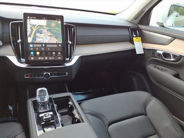 new 2025 Volvo XC90 Plug-In Hybrid car, priced at $78,305
