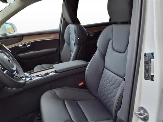 new 2025 Volvo XC90 Plug-In Hybrid car, priced at $77,305