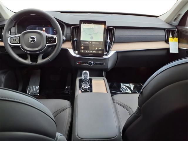 new 2025 Volvo XC90 Plug-In Hybrid car, priced at $77,305