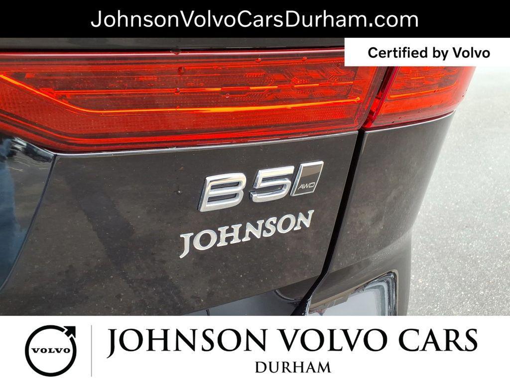 used 2025 Volvo XC60 car, priced at $38,621