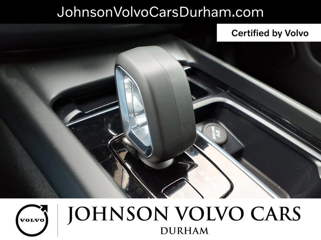 used 2025 Volvo XC60 car, priced at $38,621