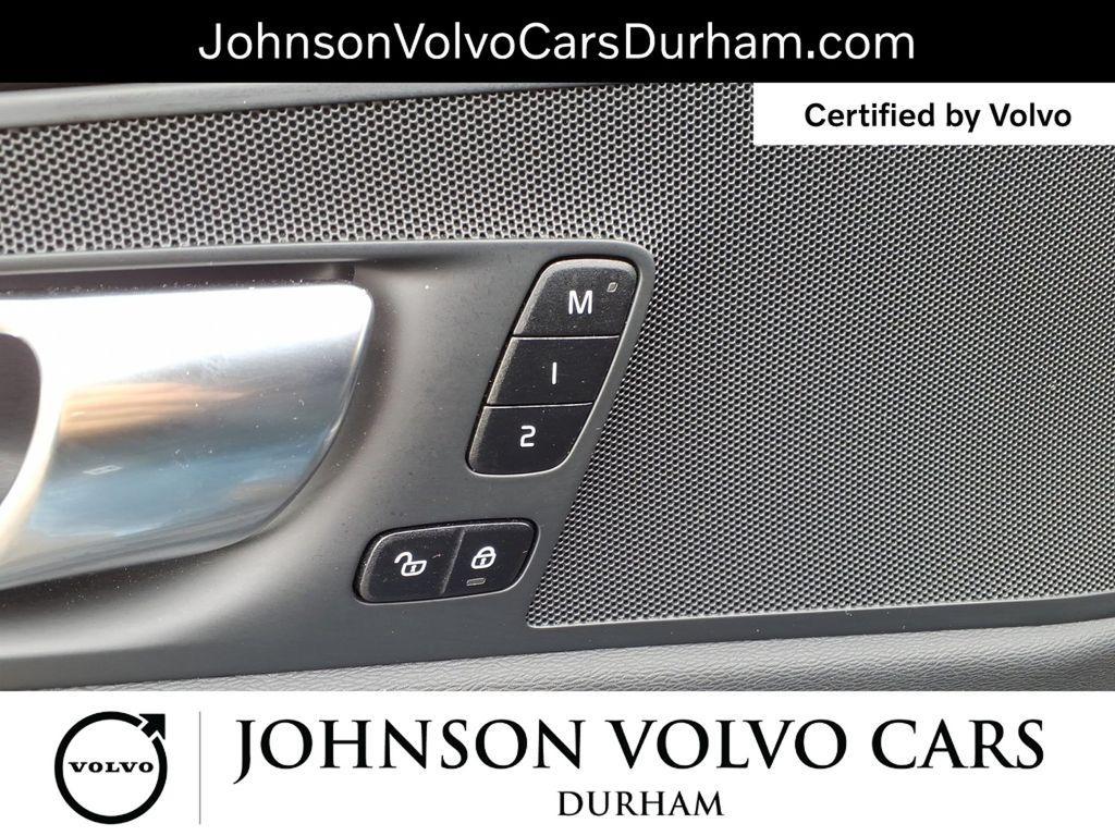 used 2025 Volvo XC60 car, priced at $38,621