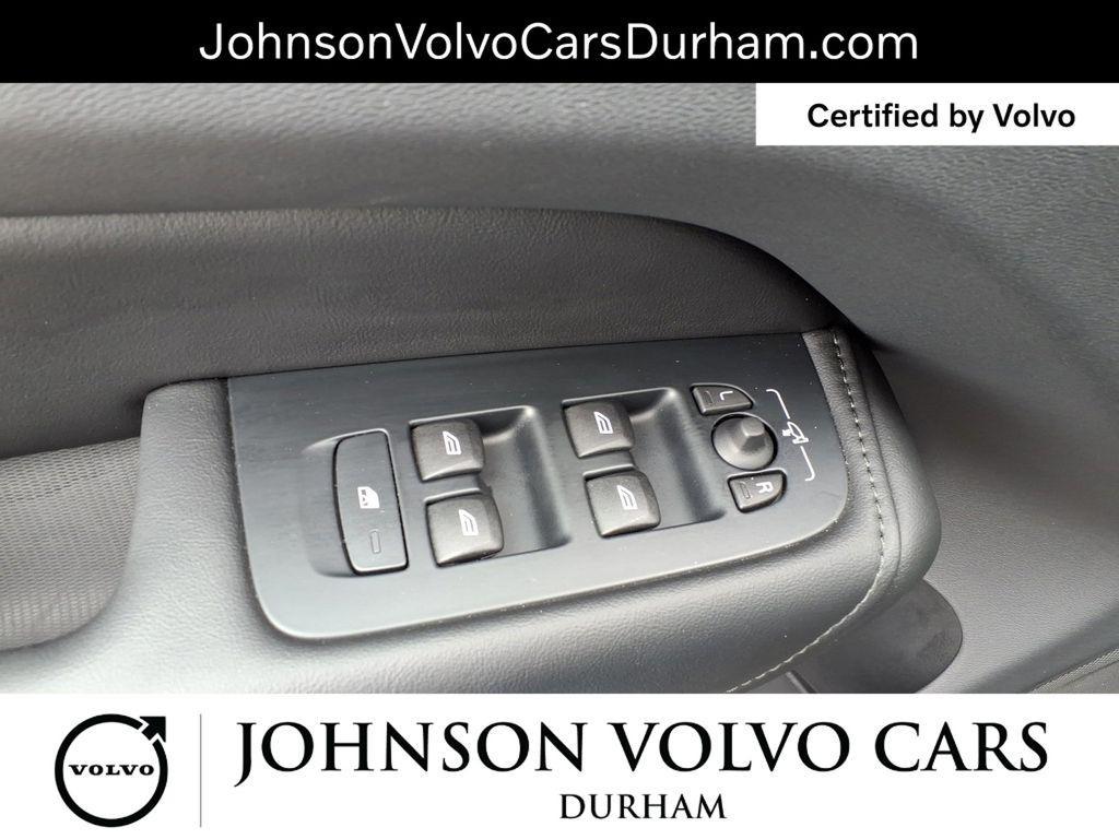 used 2025 Volvo XC60 car, priced at $38,621