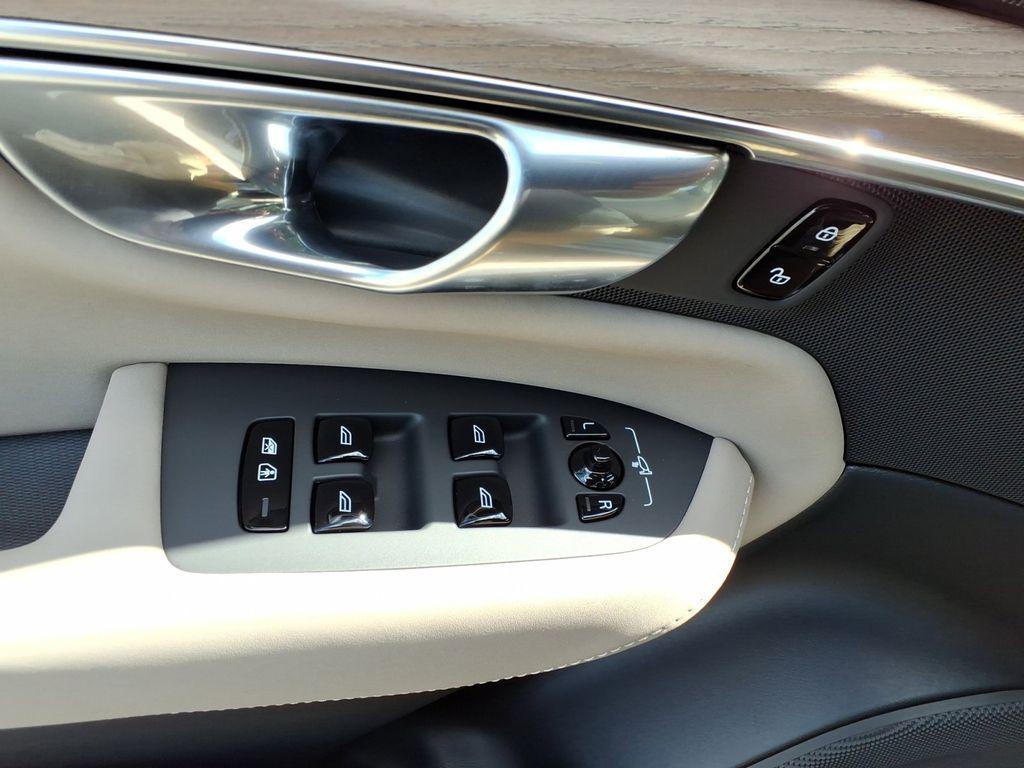 new 2026 Volvo XC90 car, priced at $68,825