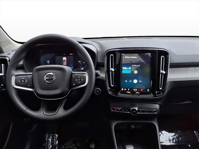 new 2025 Volvo XC40 car, priced at $45,015