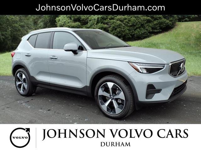 new 2025 Volvo XC40 car, priced at $45,015