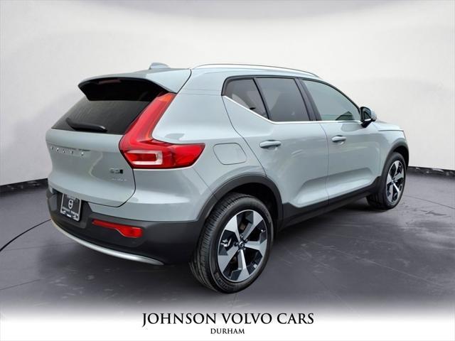 new 2025 Volvo XC40 car, priced at $45,015