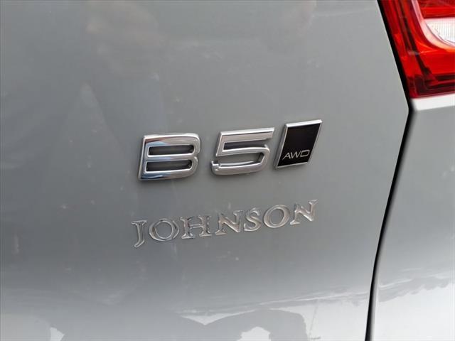 new 2025 Volvo XC40 car, priced at $45,015