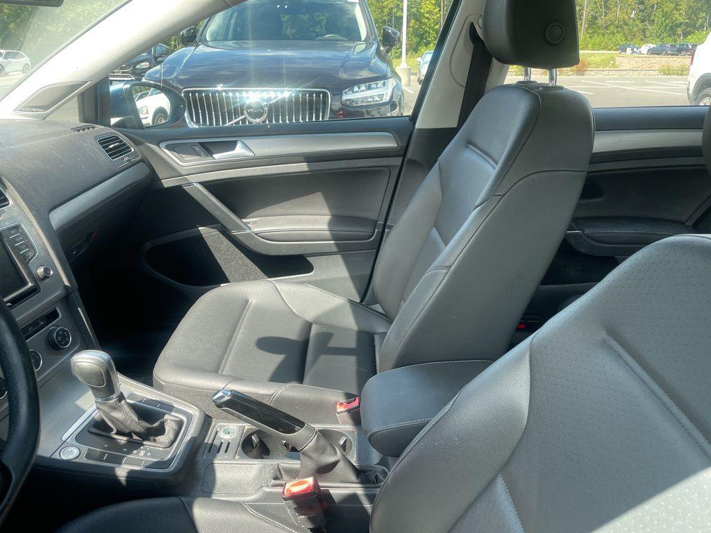 used 2016 Volkswagen Golf SportWagen car, priced at $11,771